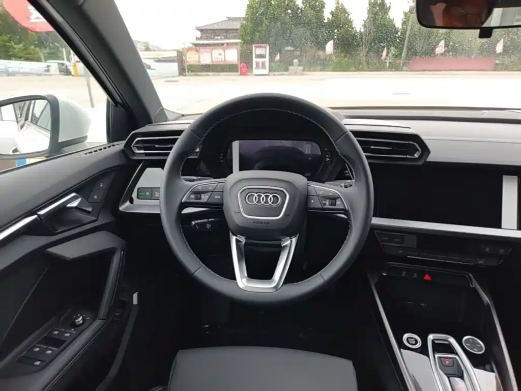 Audi A3 2026 2025 Facelift A3L Limousine 35TFSI Flying Joy Edition
