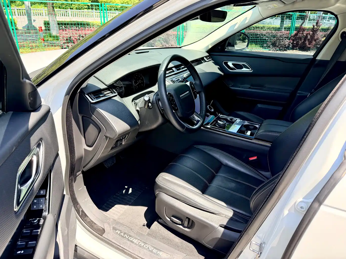 Land Rover Range Rover Velar 2018 P300 S фото 6
