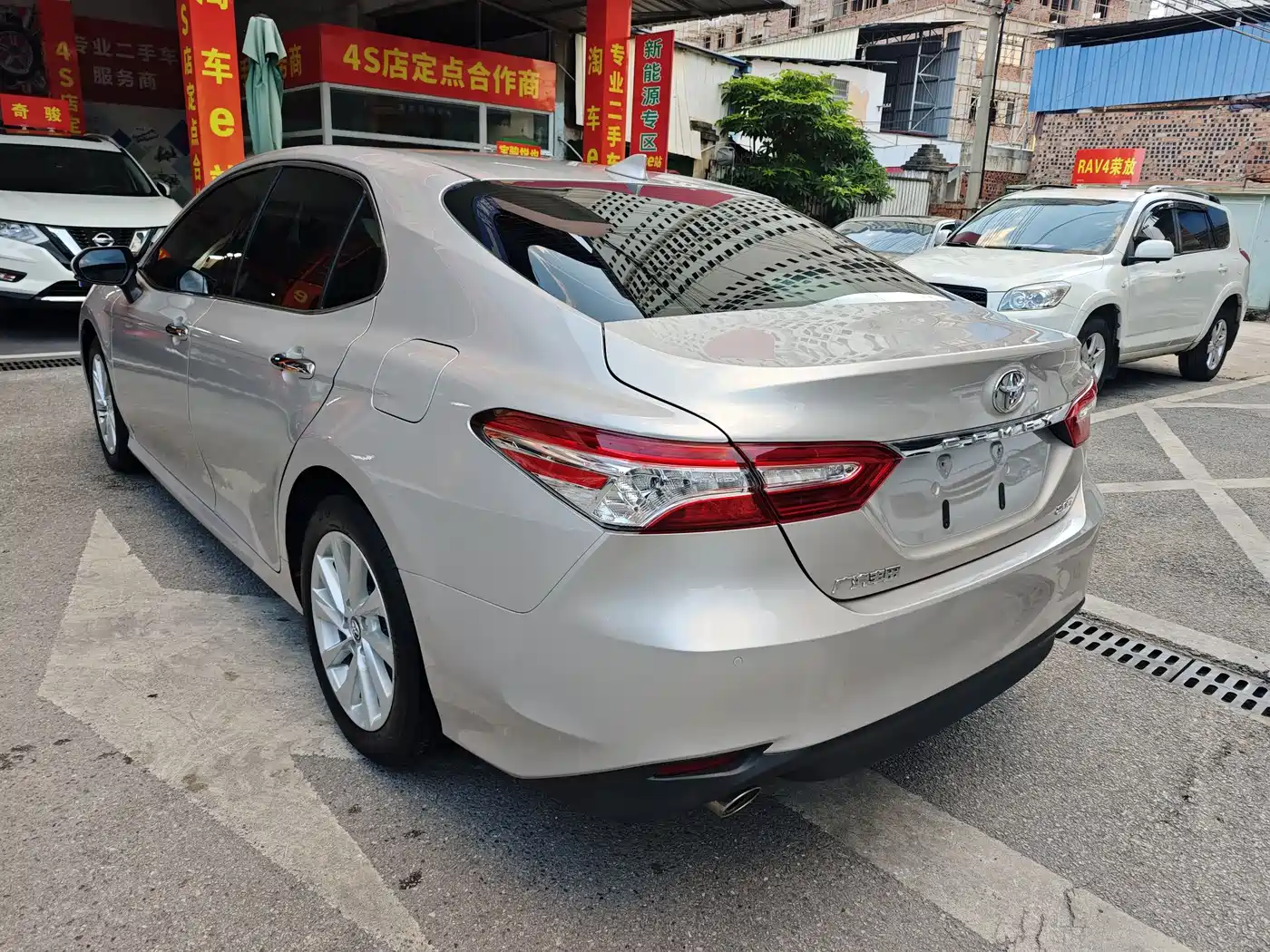 Toyota Camry 2021 2.0G Luxury Edition фото 6