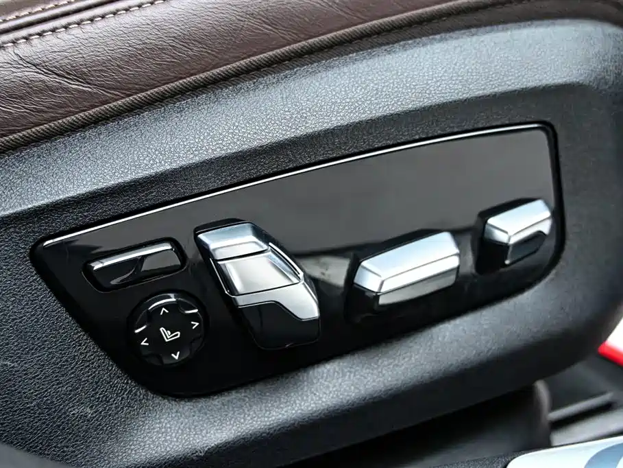 BMW 7 Series 2021 Model 730Li Luxury Package фото 30