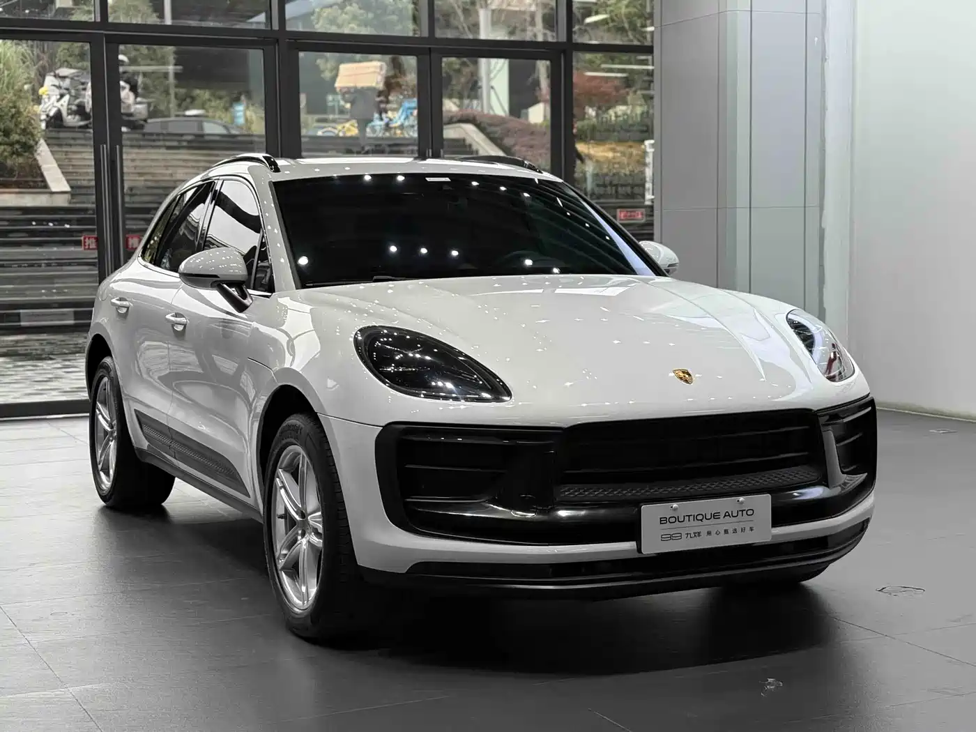 Porsche Macan 2023 Macan 2.0T фото 3