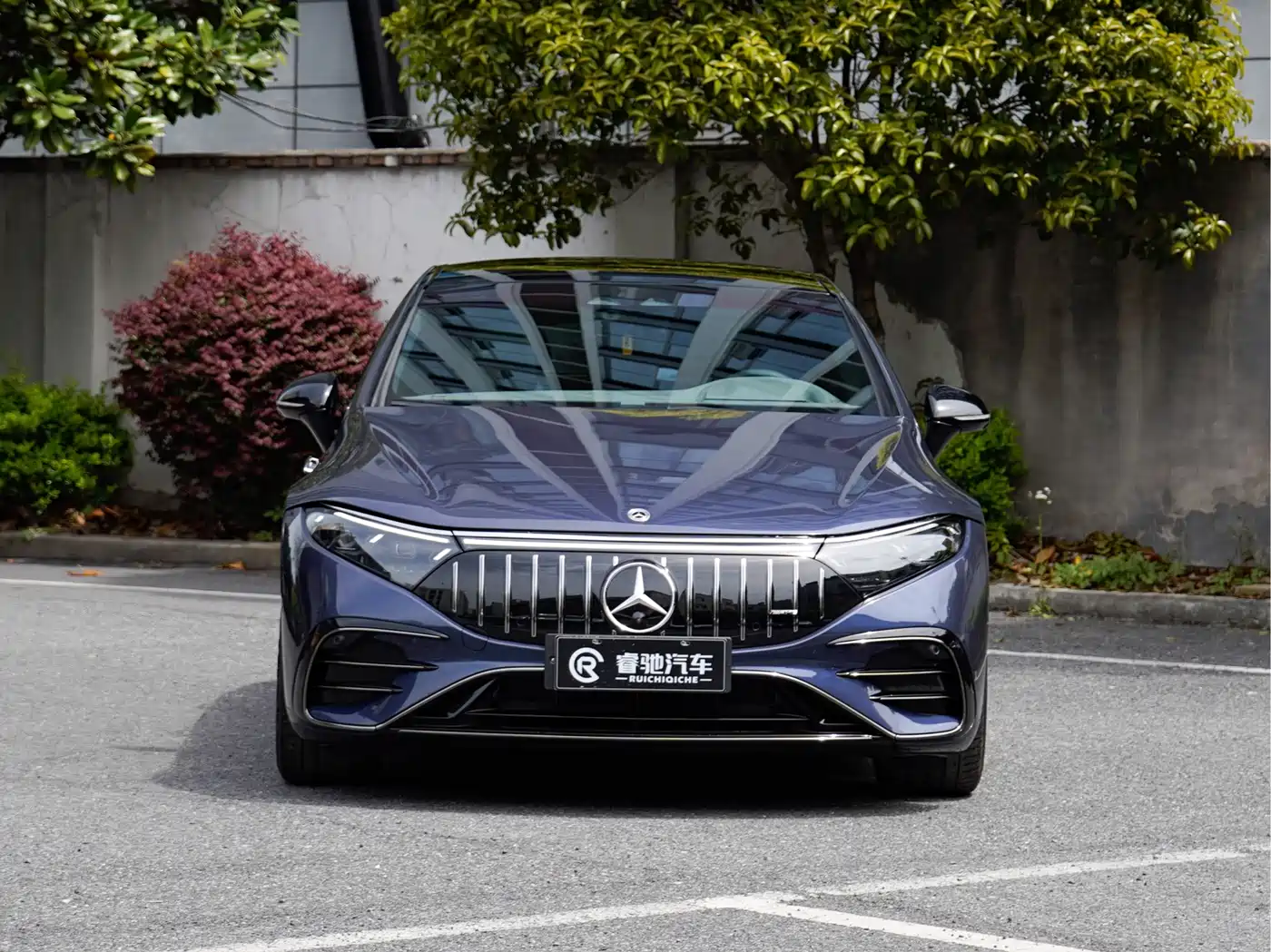 MERCEDES-BENZ EQS AMG