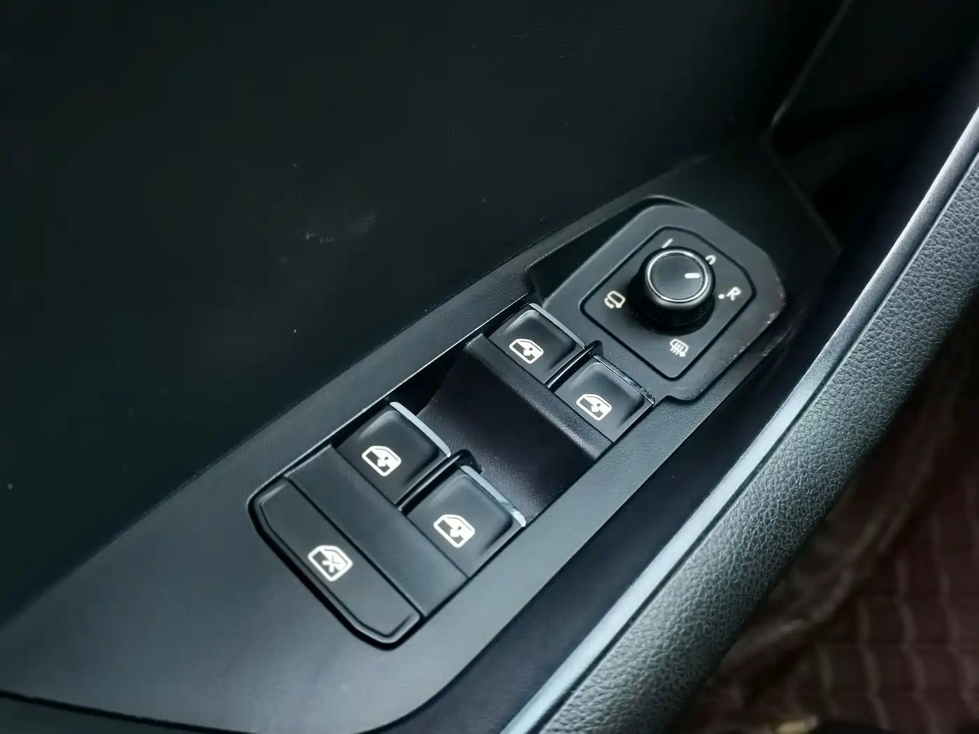 Škoda Kodiaq 2018 TSI330 7-seat FWD Luxury Premium фото 17