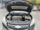 Photo 3 - Chevrolet Malibu