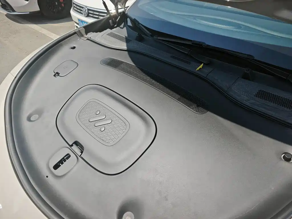 2025 IM Motors IM L6