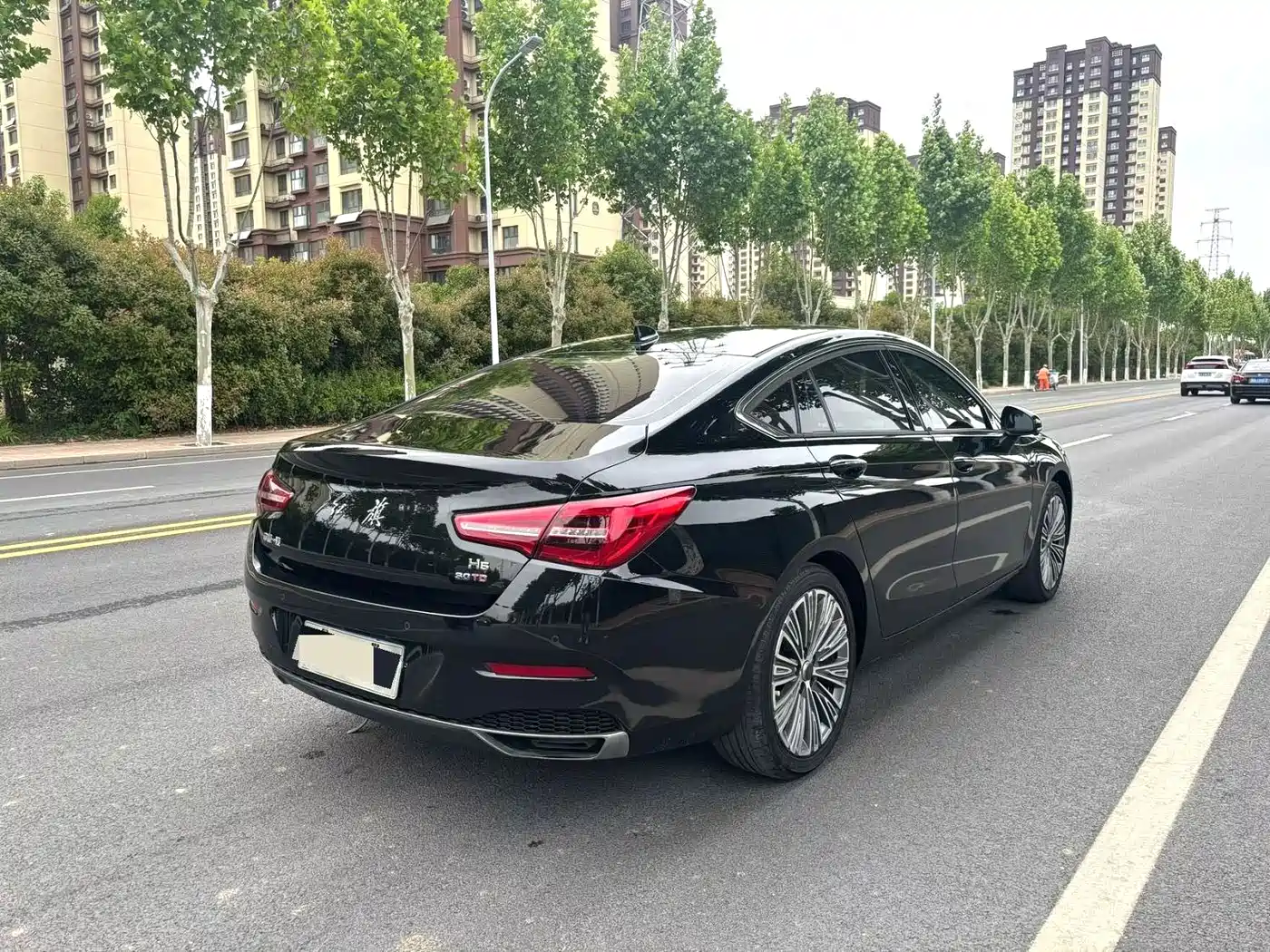 Hongqi H5 2020 1.5T DCT Qiyue Edition фото 9