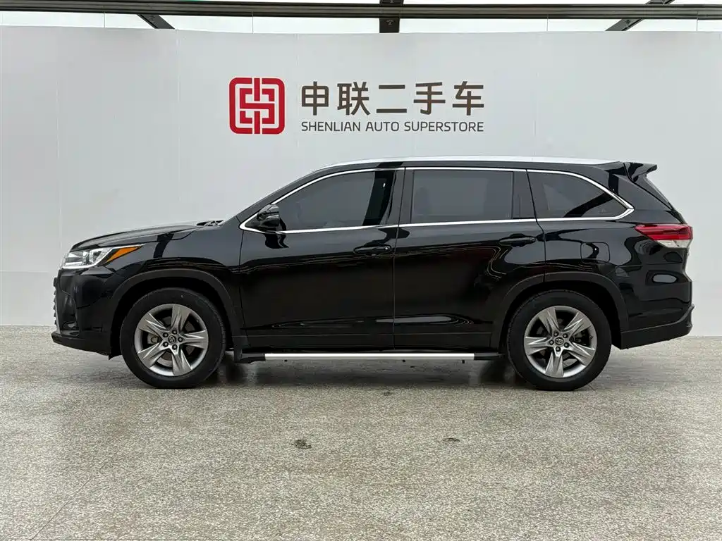 Toyota Highlander 2018 2.0T 4WD Premium 7-seater China VI фото 4