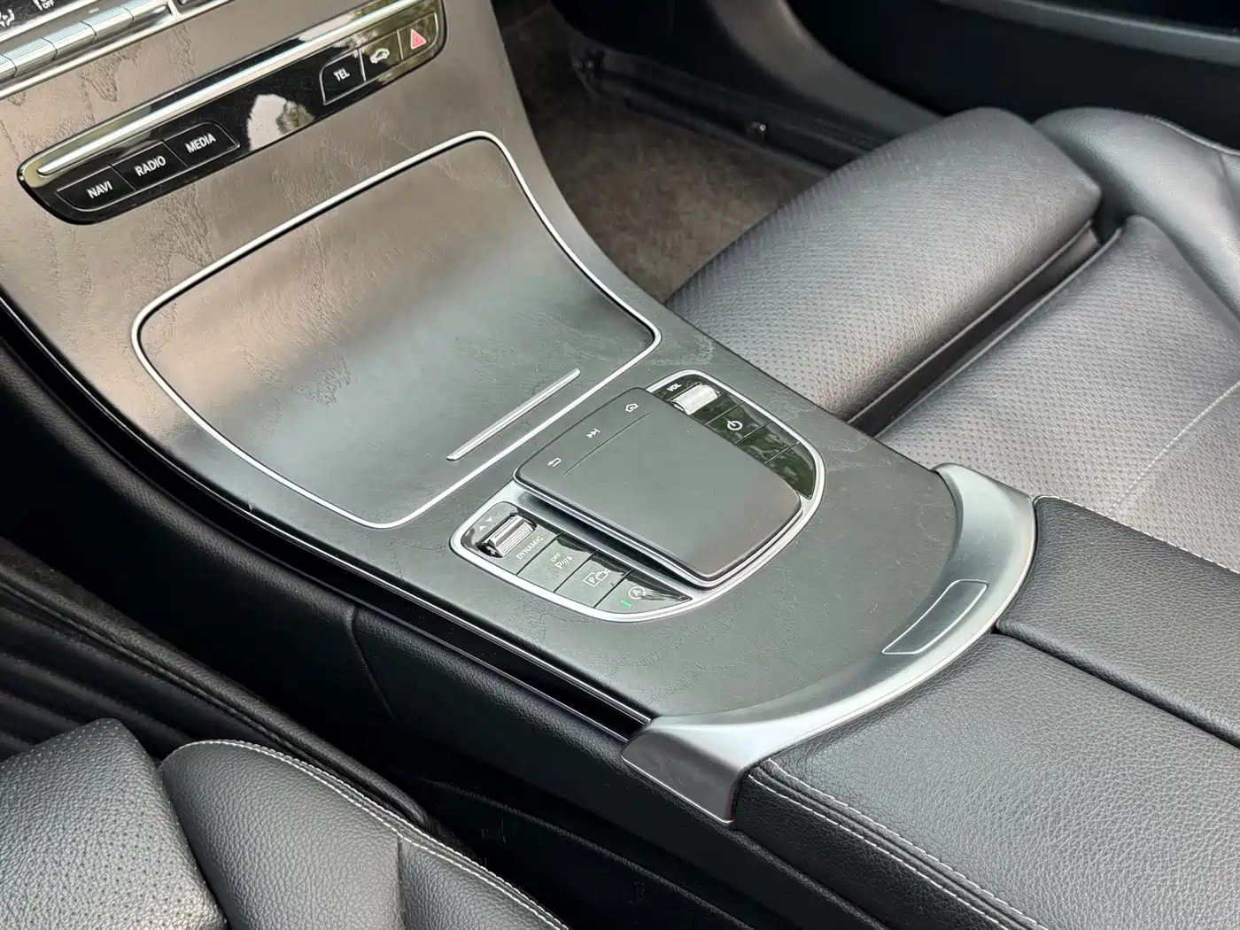 Mercedes-Benz C-Class 2021 C 260 L Sport Starry Exclusive Edition фото 13