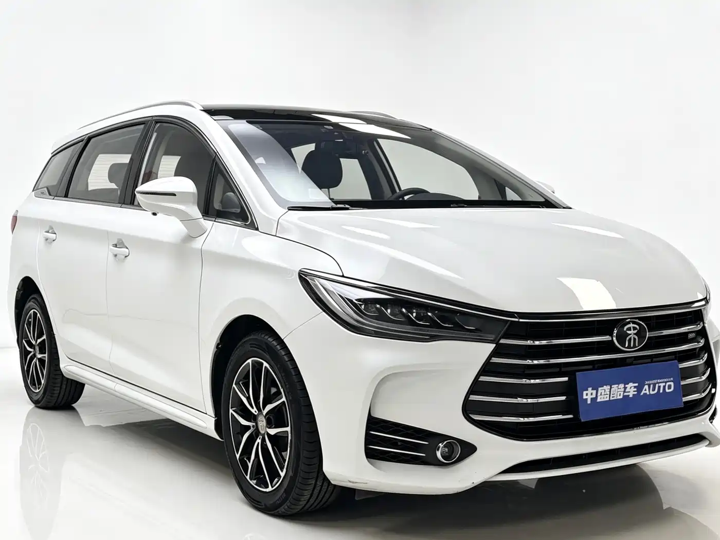 BYD Song MAX 2017 1.5T Auto Smart Elite 7-Seater фото 3