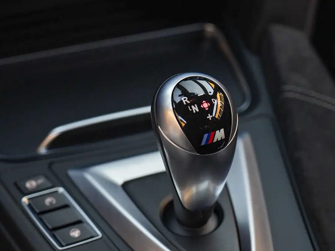 BMW M4 2016 M4 GTS фото 15