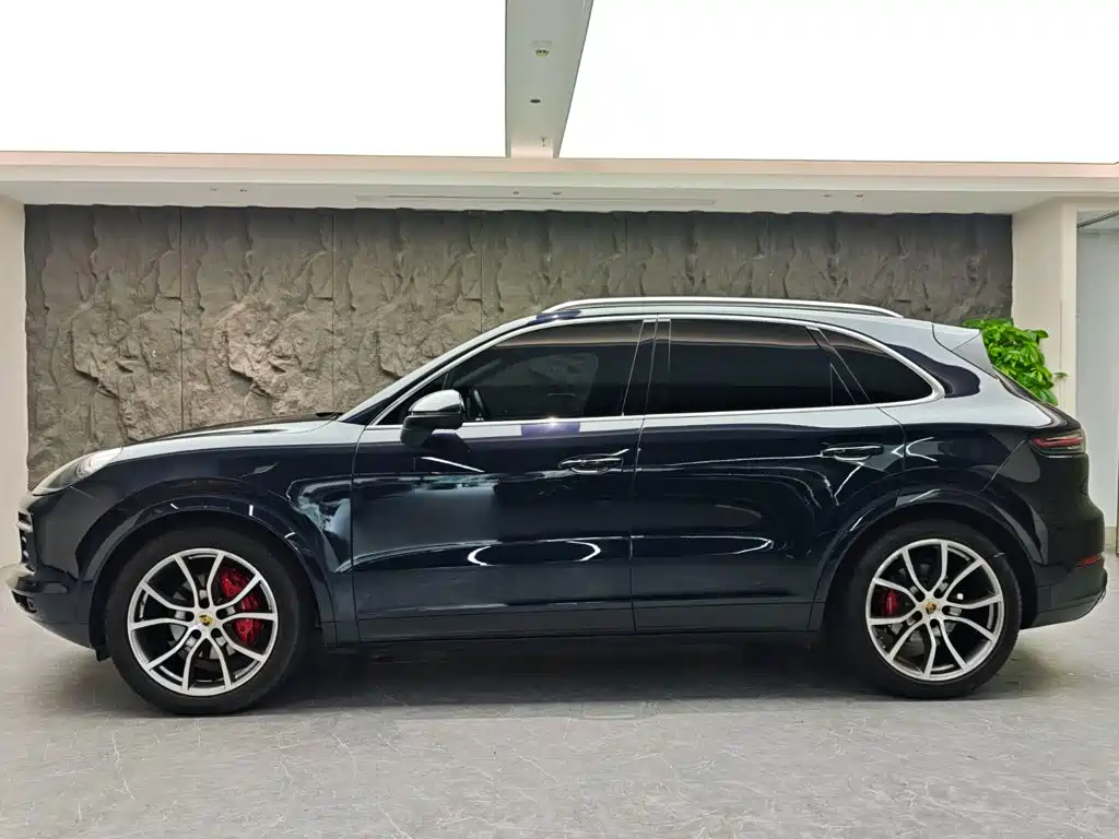 Фото 3 - Porsche Cayenne