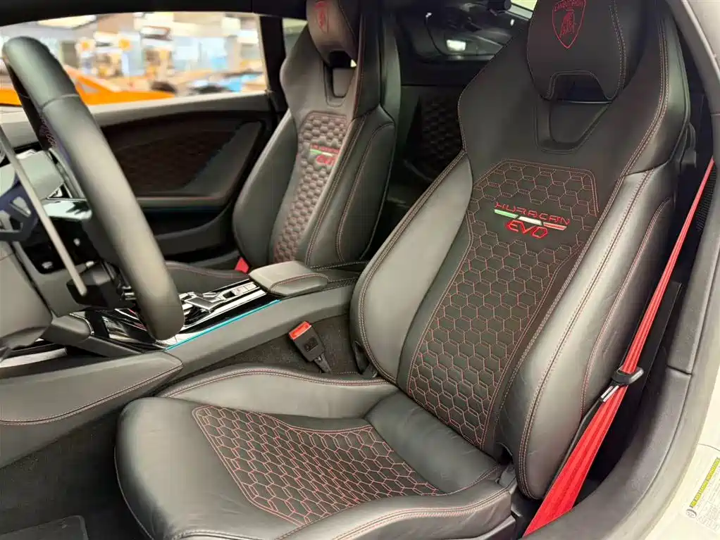 Lamborghini Huracán 2020 Huracán EVO RWD фото 5