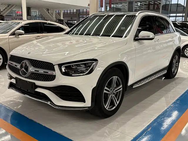 MERCEDES-BENZ GLC