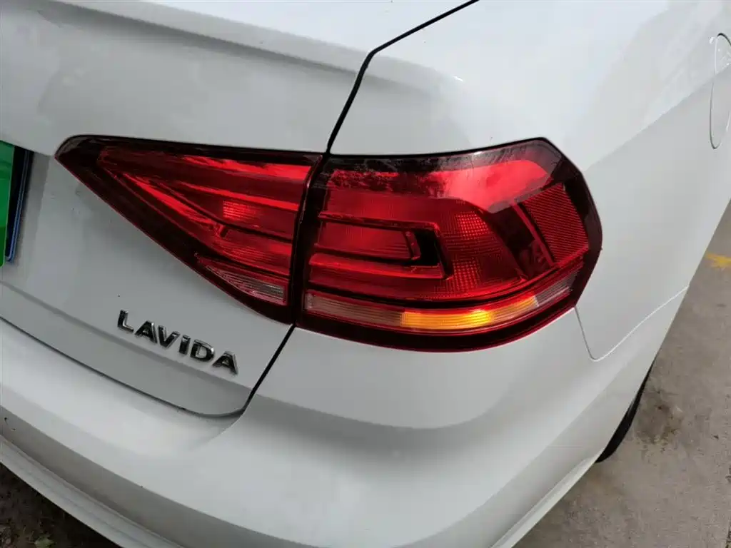 VOLKSWAGEN LAVIDA