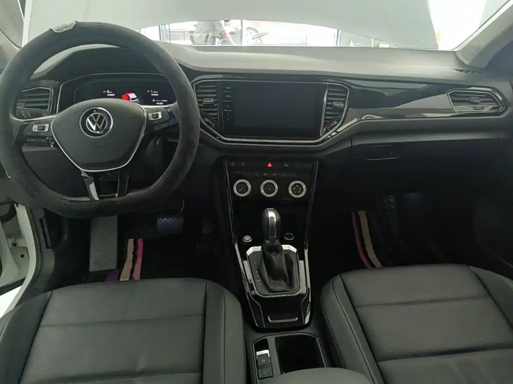 Volkswagen T-Roc, миниатюра 10