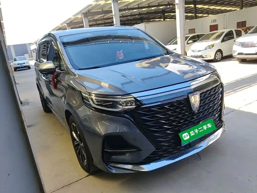 Фото 4 - Roewe iMAX8
