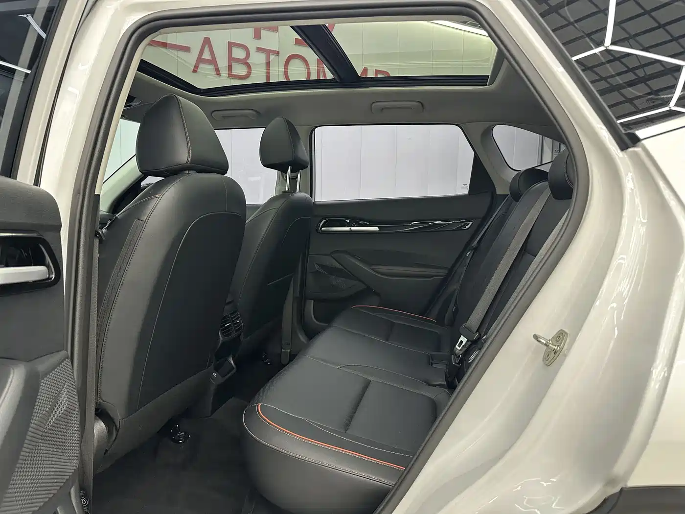 Kia Seltos 2023 1.5L CVT Luxury Edition фото 5