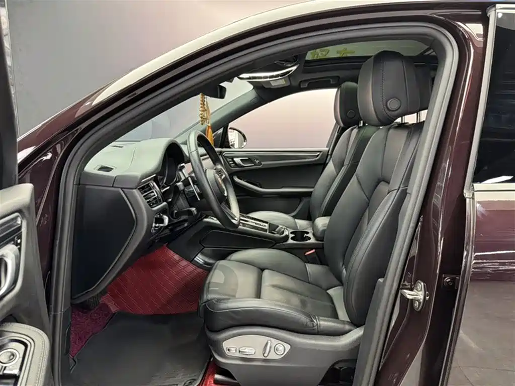 Porsche Macan 2024 Macan 2.0T фото 11