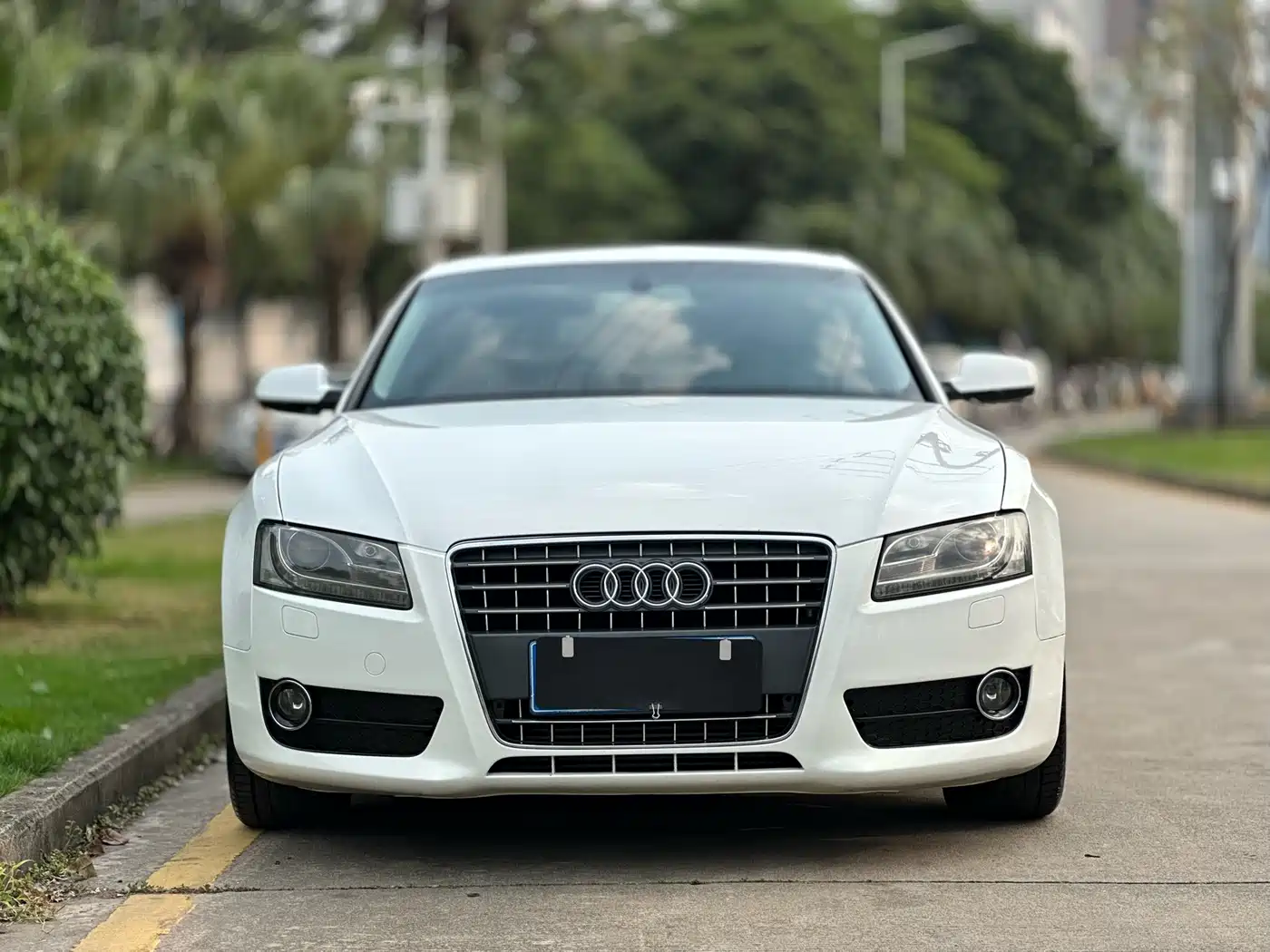 Audi A5 (Import) 2010 2.0TFSI Sportback Comfort фото 2