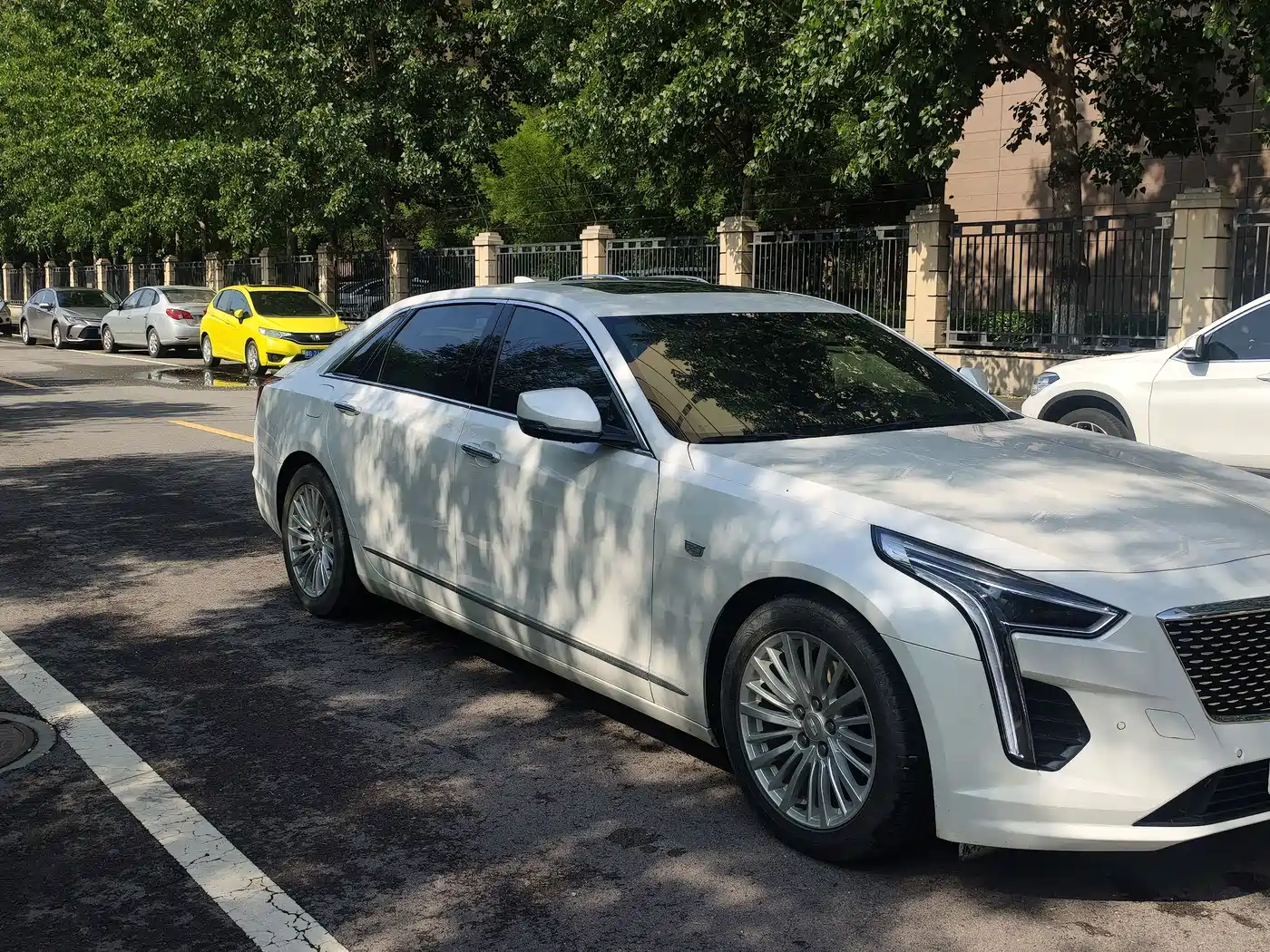Cadillac CT6 2021 28T Fashion фото 2