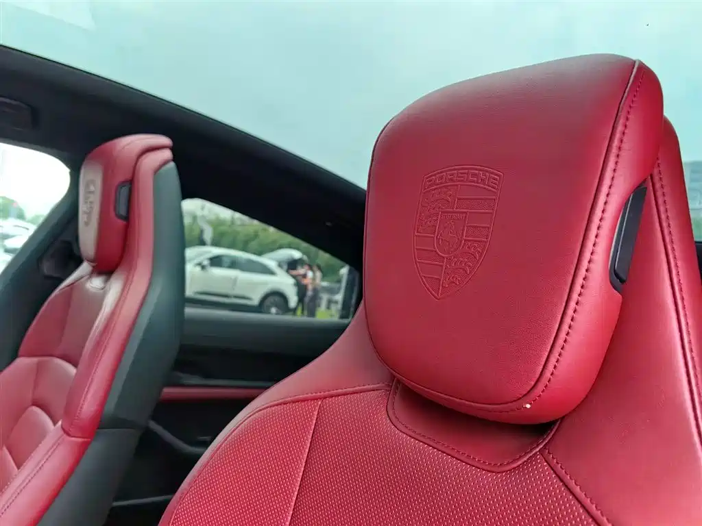 Porsche Taycan 2020 Taycan фото 17