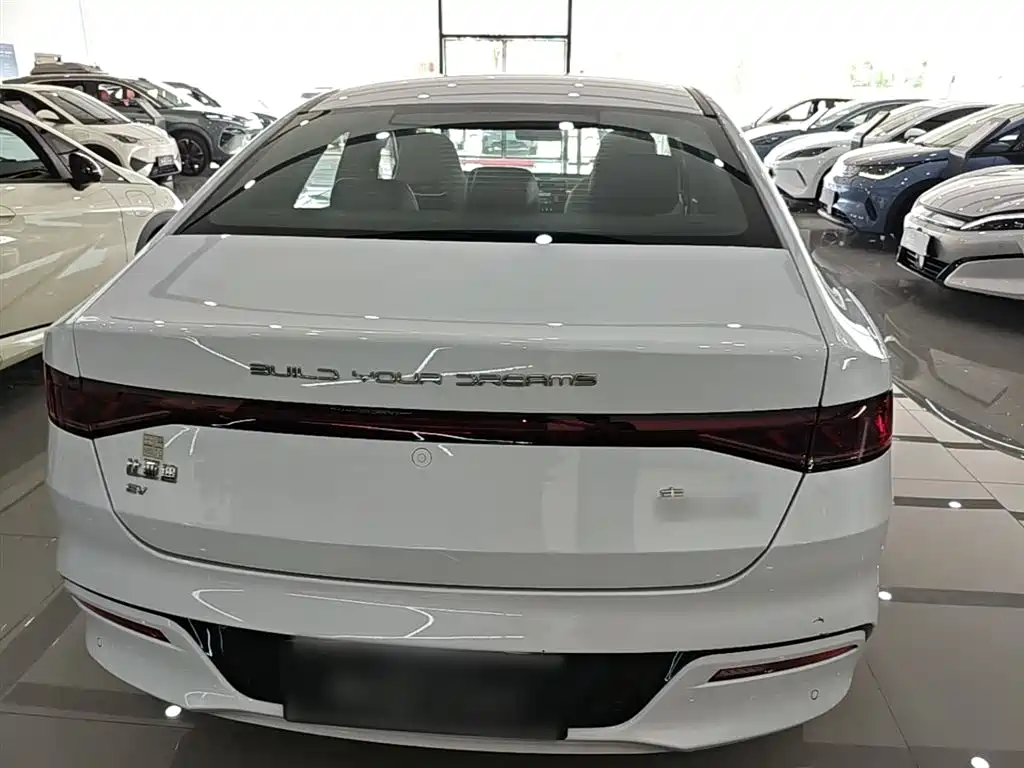 BYD Qin PLUS 2023 EV 510KM Travel Edition фото 4
