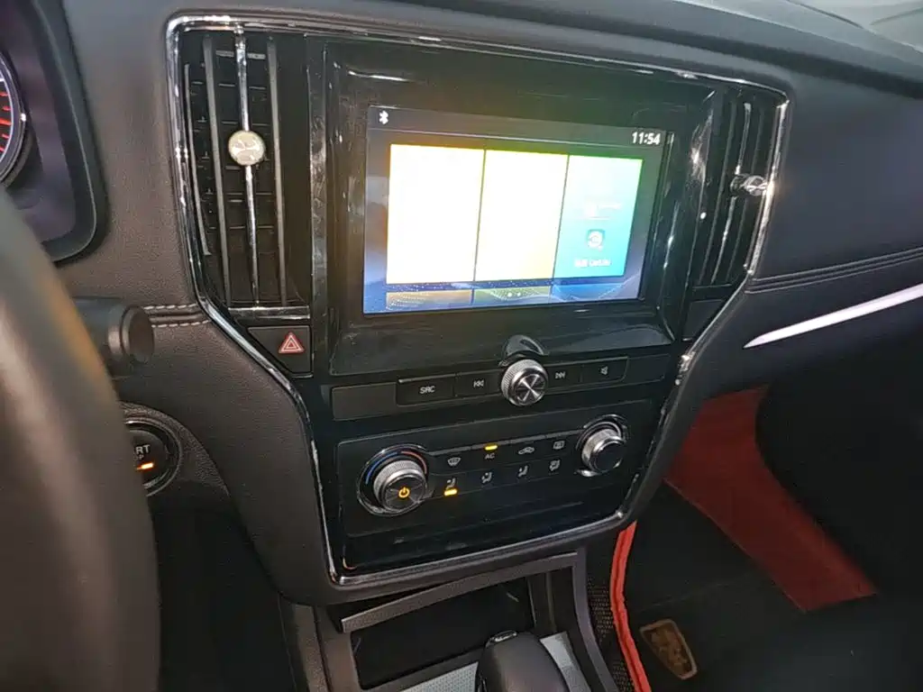 Roewe i6 2018 2018 20T Automatic Flagship Edition