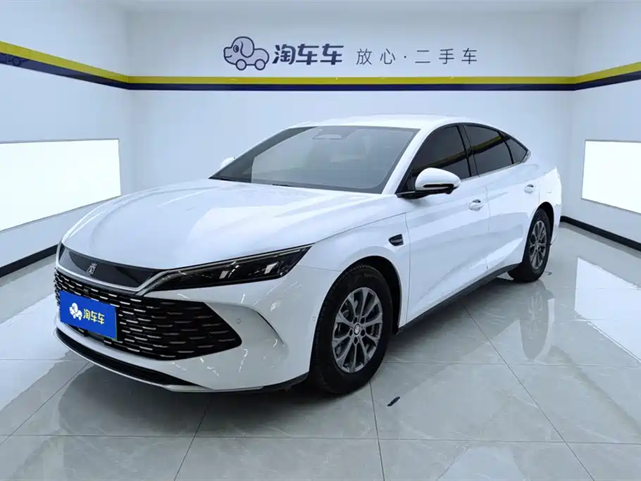 BYD Qin L 2025 DM-i Smart Drive Edition 80KM Leading