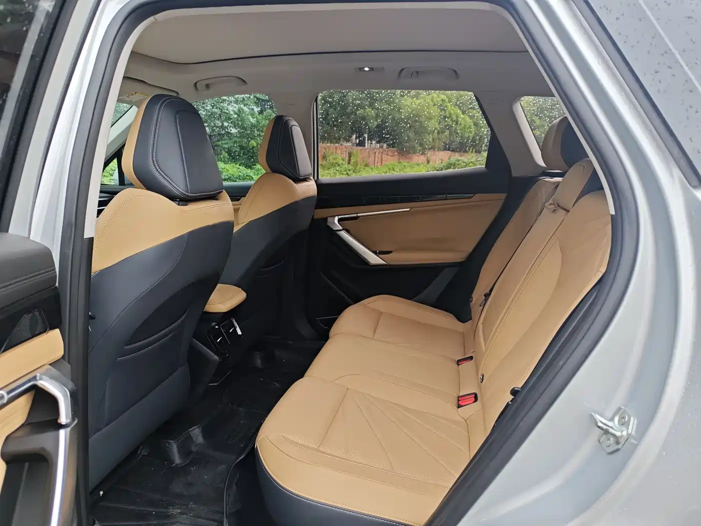 GEELY AUTOMOBILE BOYUE L