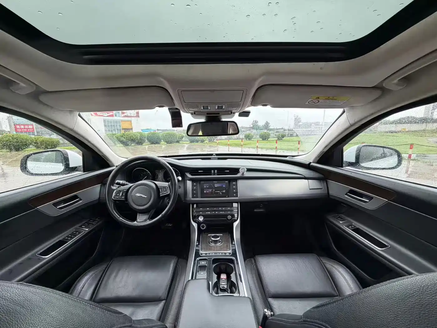 Jaguar XFL 2017 XFL 2.0T 200PS Elite Edition фото 4