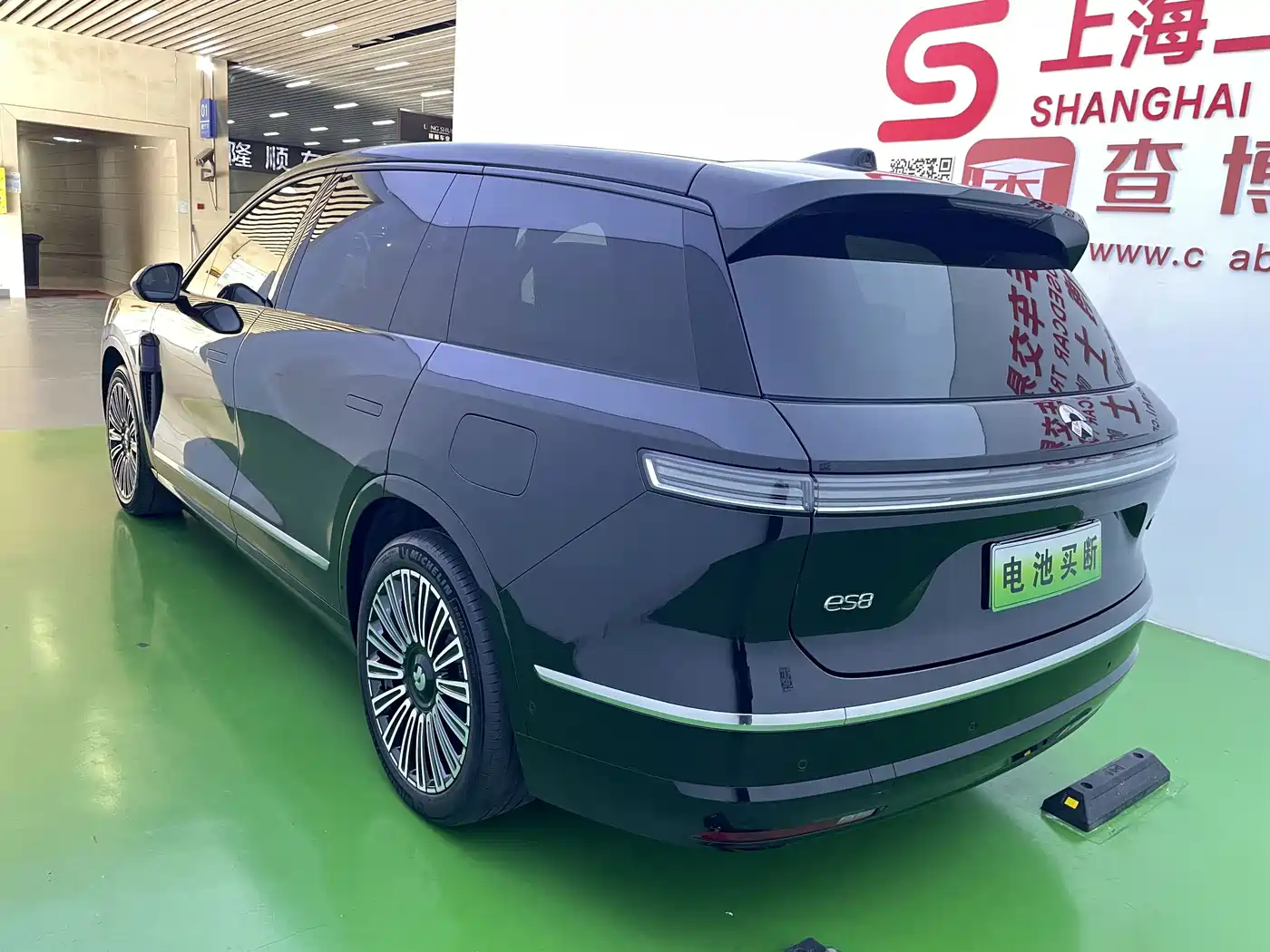 NIO ES8 2025 2025 Model 6-Seat Executive Luxury Edition