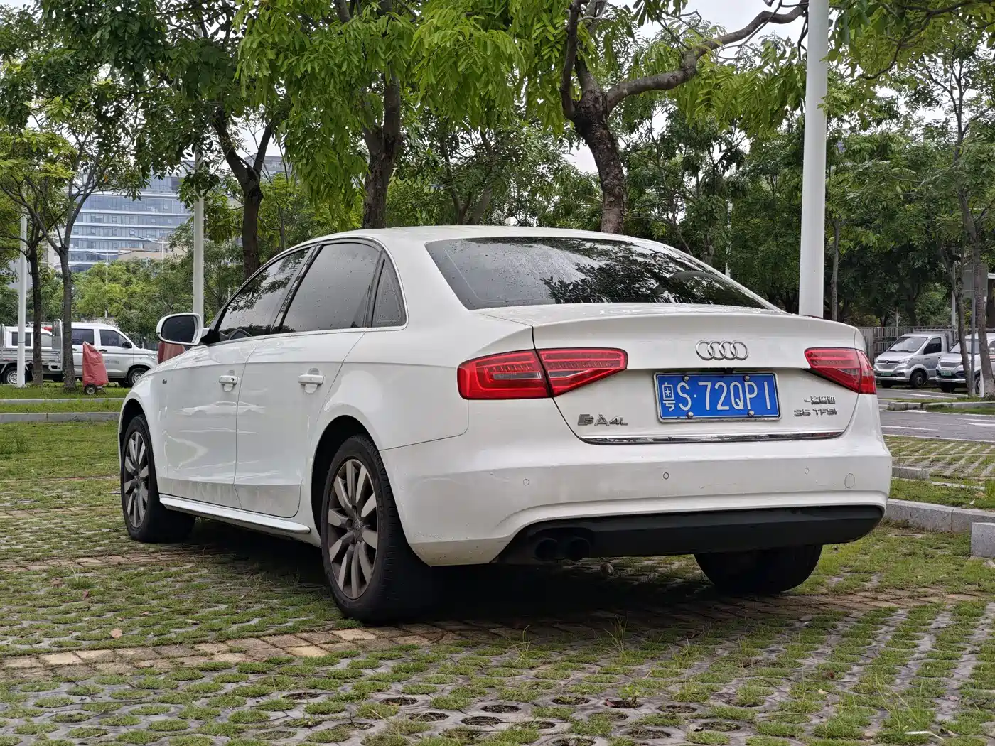 Audi A4L 2013 35 TFSI Automatic Standard фото 8