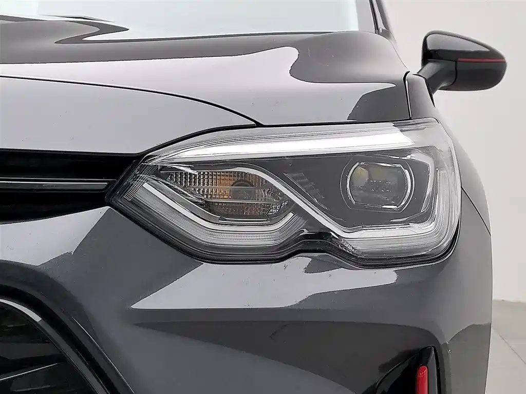 Chevrolet Volando 2020 Mild Hybrid Redline 530T Automatic Premium Edition (5+2 seater) фото 7