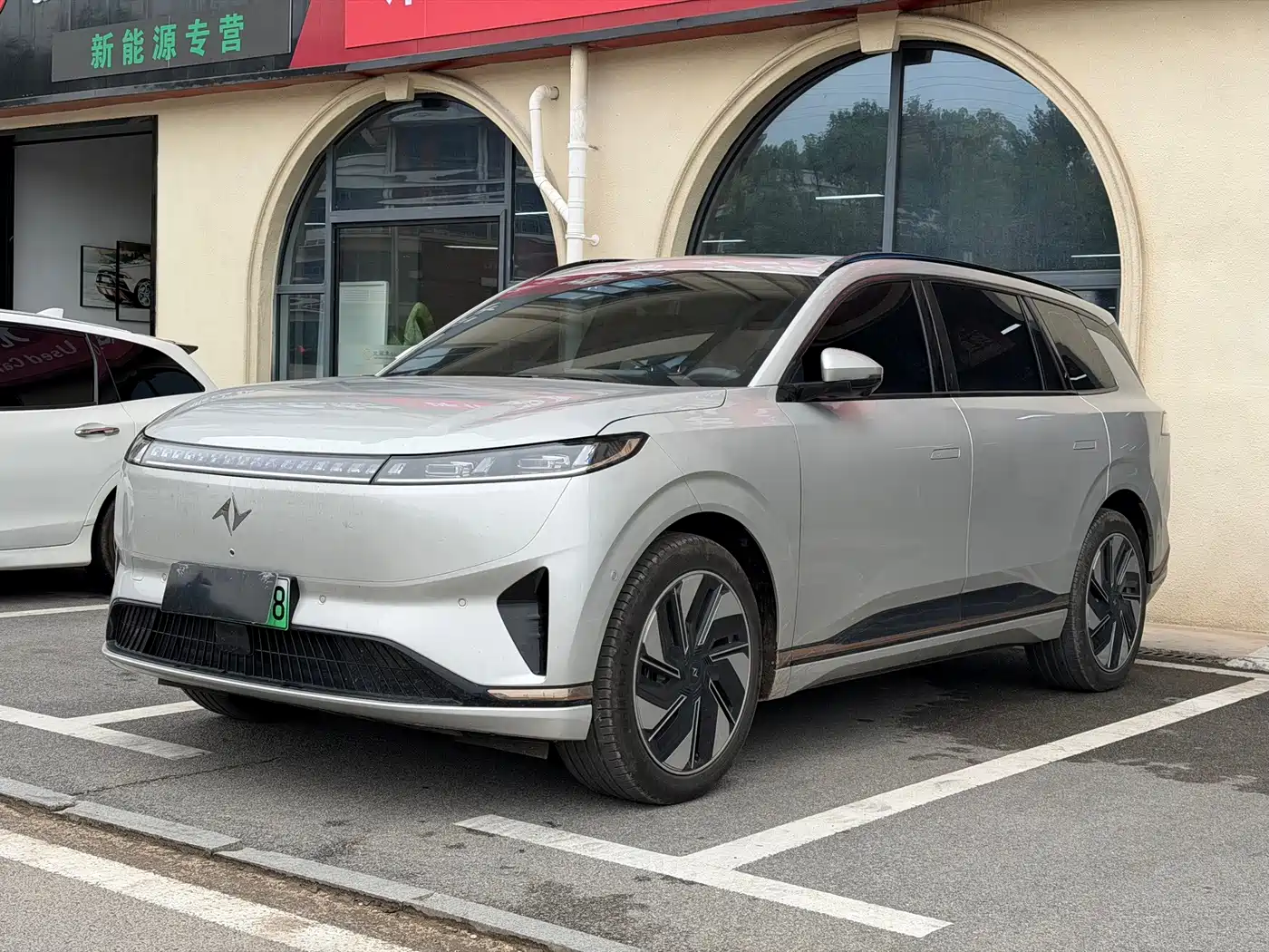Dongfeng Yipai eπ008 2025 2024 636Max Pure Electric 6-Seater