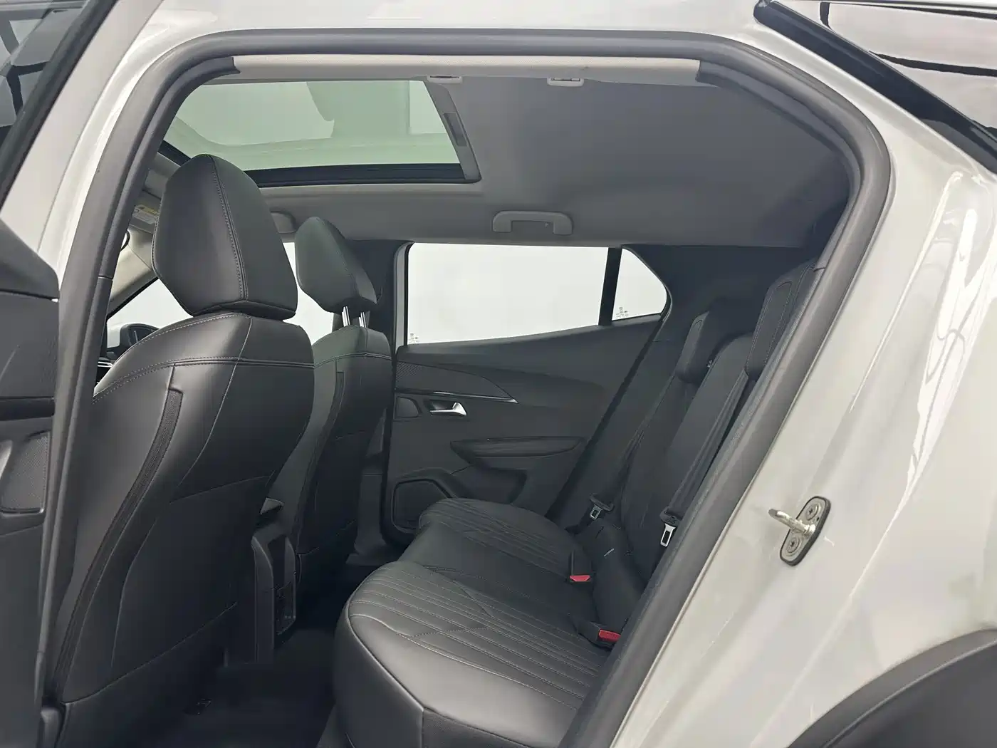 Peugeot 2008 2023 2022 230THP THE ONE