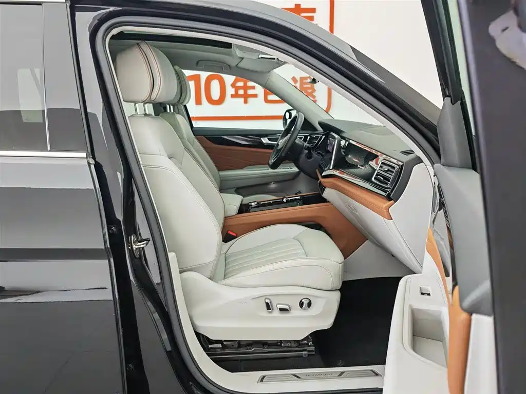 Volkswagen Teramont 2023 380TSI AWD Premium Luxury Edition фото 23