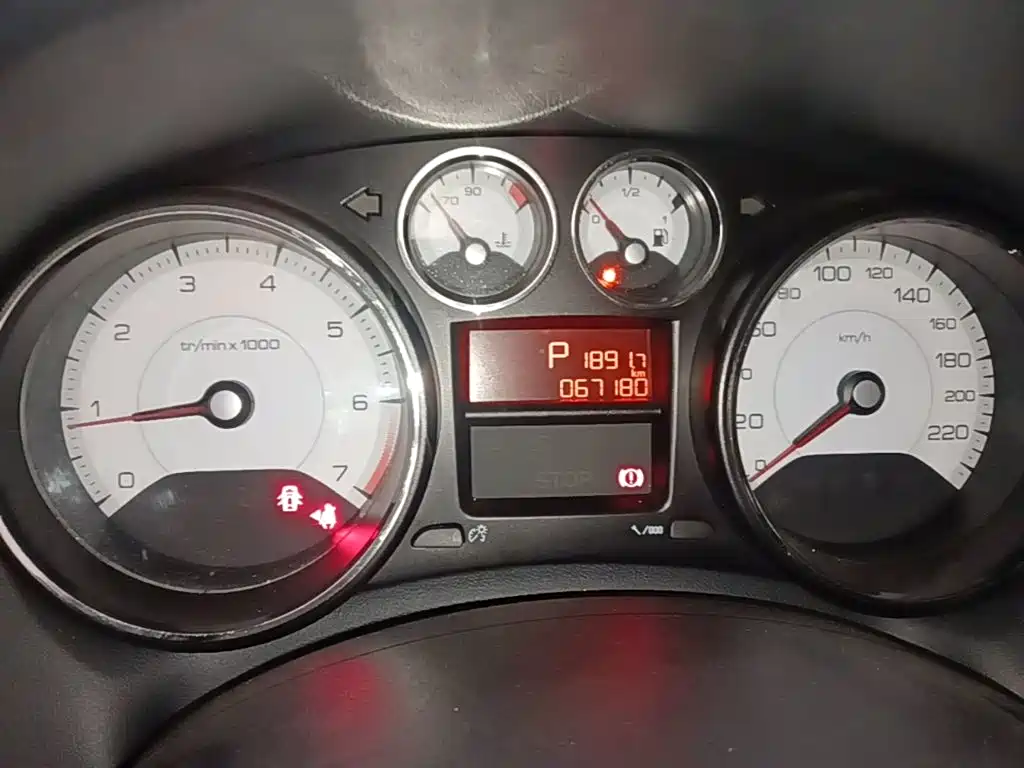 Peugeot 308 2015 2014 Model Joy Edition Classic 1.6L Automatic Trend Style