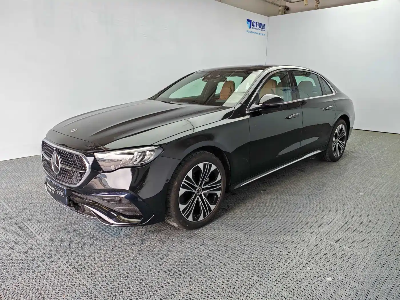 Mercedes-Benz E-Class 2024 E 300 L Fashion Sport