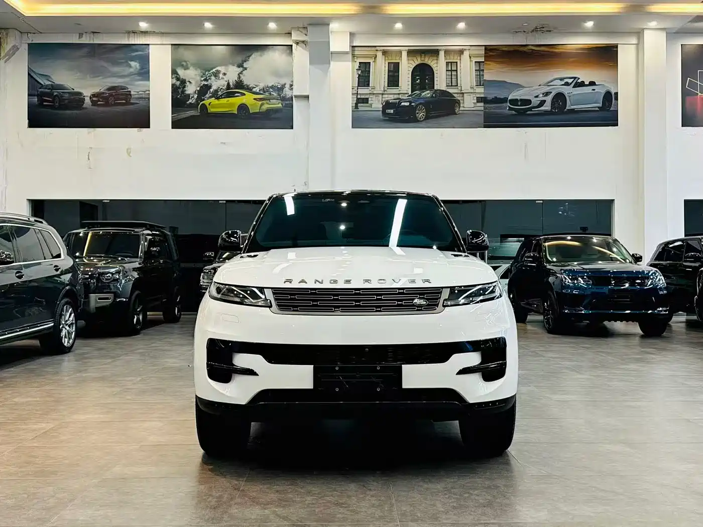 Land Rover Range Rover Sport 2023 360PS S фото 2