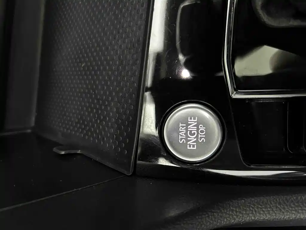 Volkswagen Tiguan L 2023 280TSI 2WD Trend Limited Edition фото 4