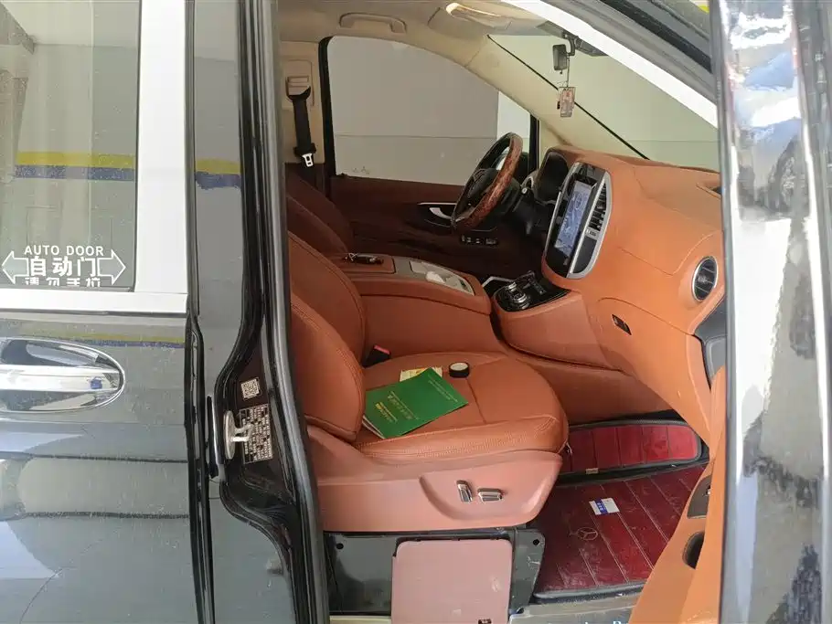 Mercedes-Benz Vito 2018 2.0T Business China V фото 8