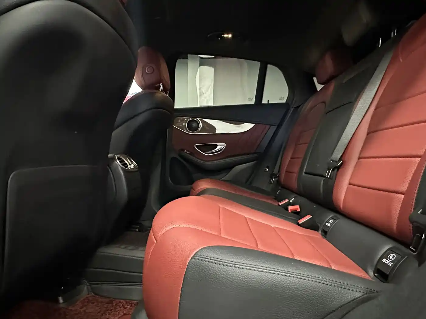 Mercedes-Benz GLC Coupe 2017 GLC 260 4MATIC Coupe SUV фото 9