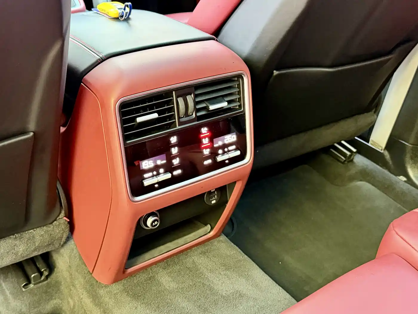 Porsche Cayenne 2019 Cayenne 3.0T фото 21