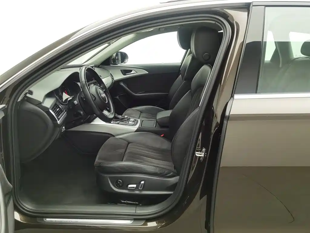 Audi A6 (Import) 2017 Avant 40 TFSI Sport фото 10