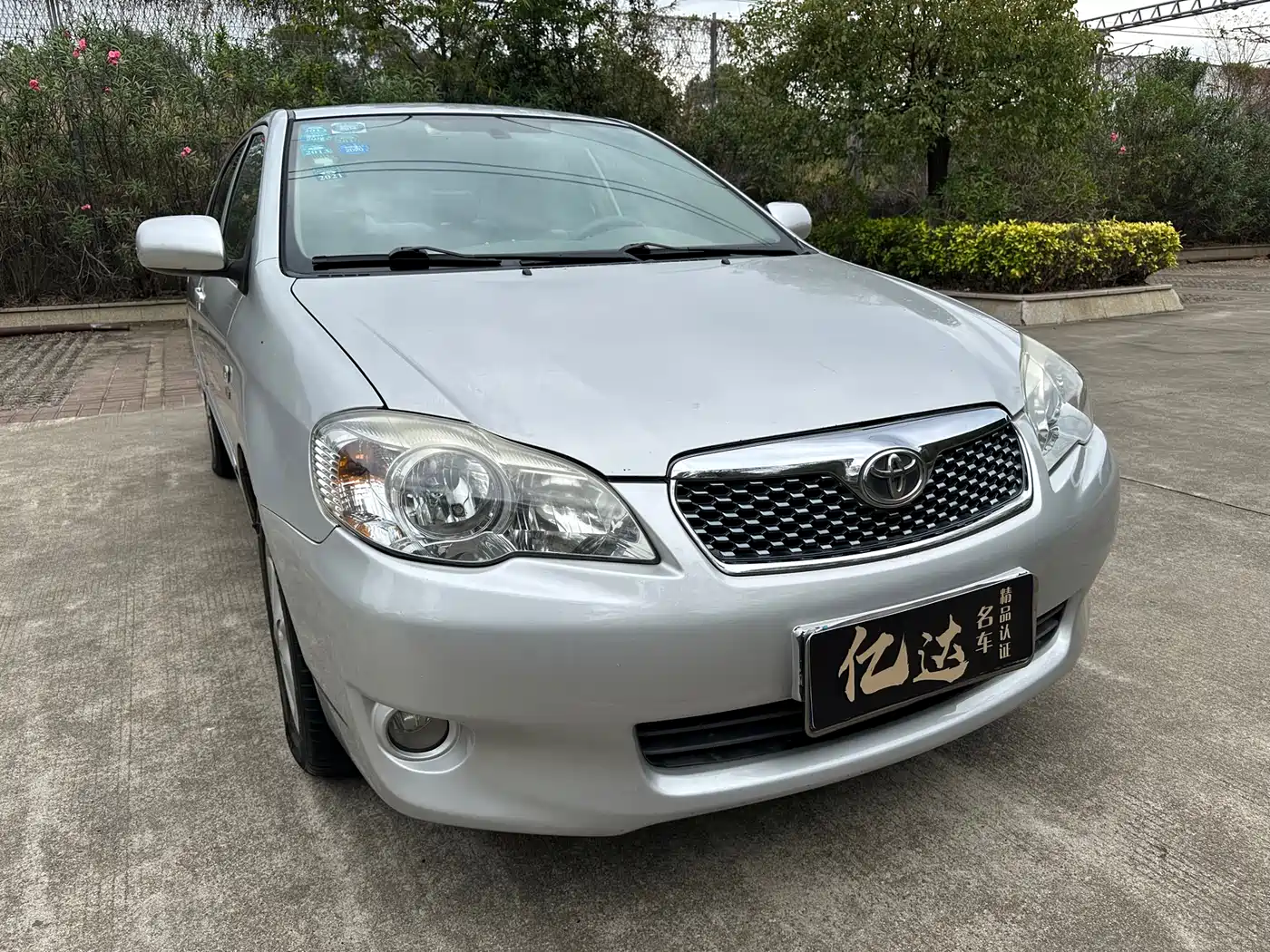 Toyota Corolla 2011 1.6L Automatic Classic Edition фото 5