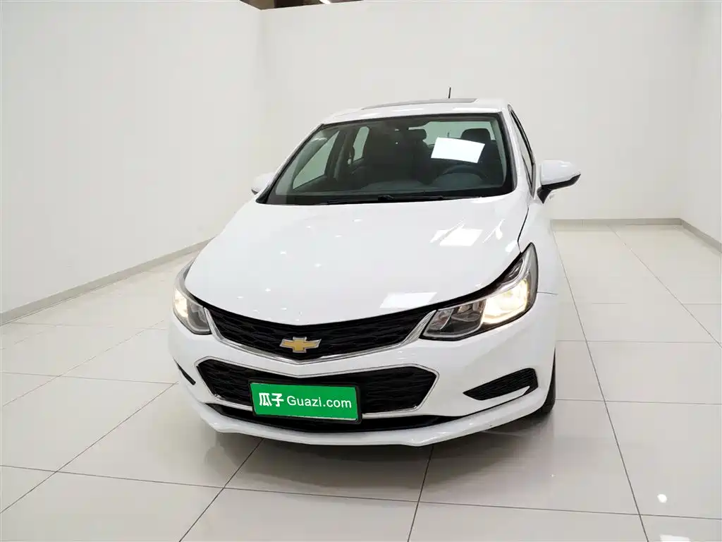 Chevrolet Cruze 2017 1.5L Automatic Pioneer Sunroof фото 3