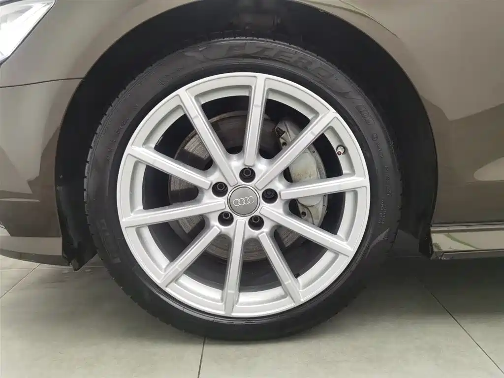 Audi A6 (Import) 2017 Avant 40 TFSI Sport фото 17