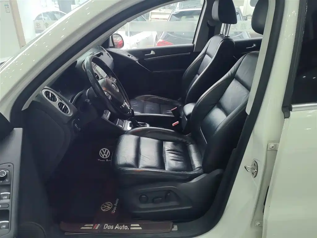 Volkswagen Tiguan 2015 1.8TSI Automatic 2WD Highline фото 15