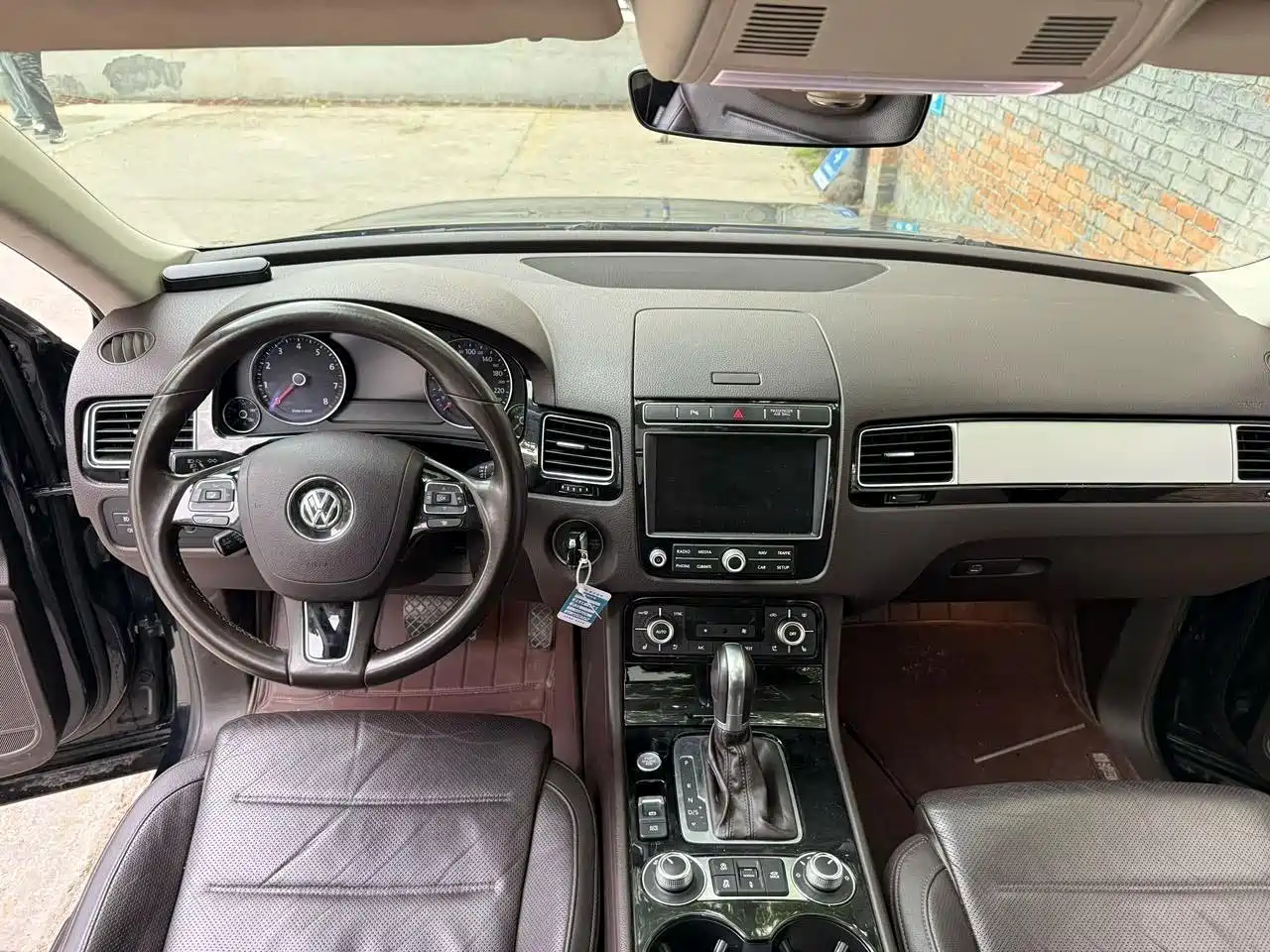 Volkswagen Touareg 2018 3.0TSI Glory Collector's Edition фото 5