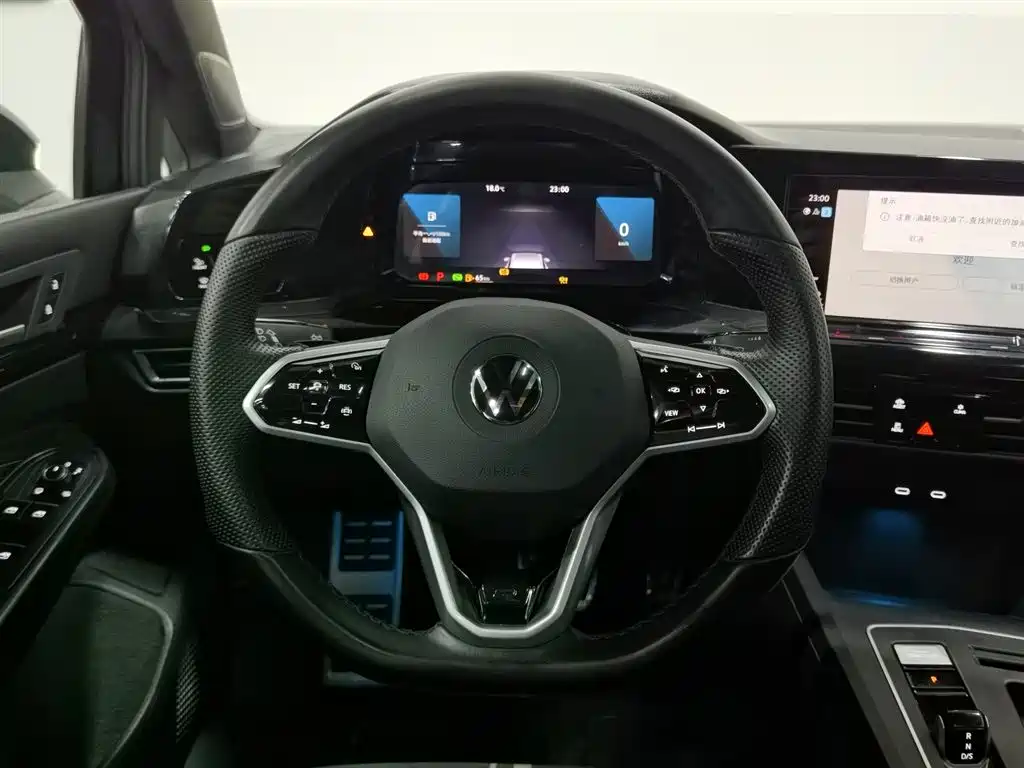 Volkswagen Golf 2021 280TSI DSG R-Line фото 11